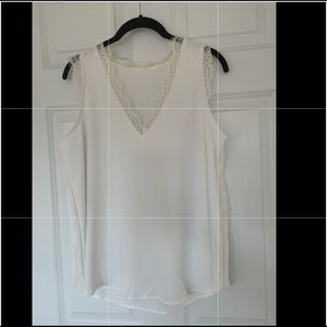 Lace Detail V-neck Tank Top